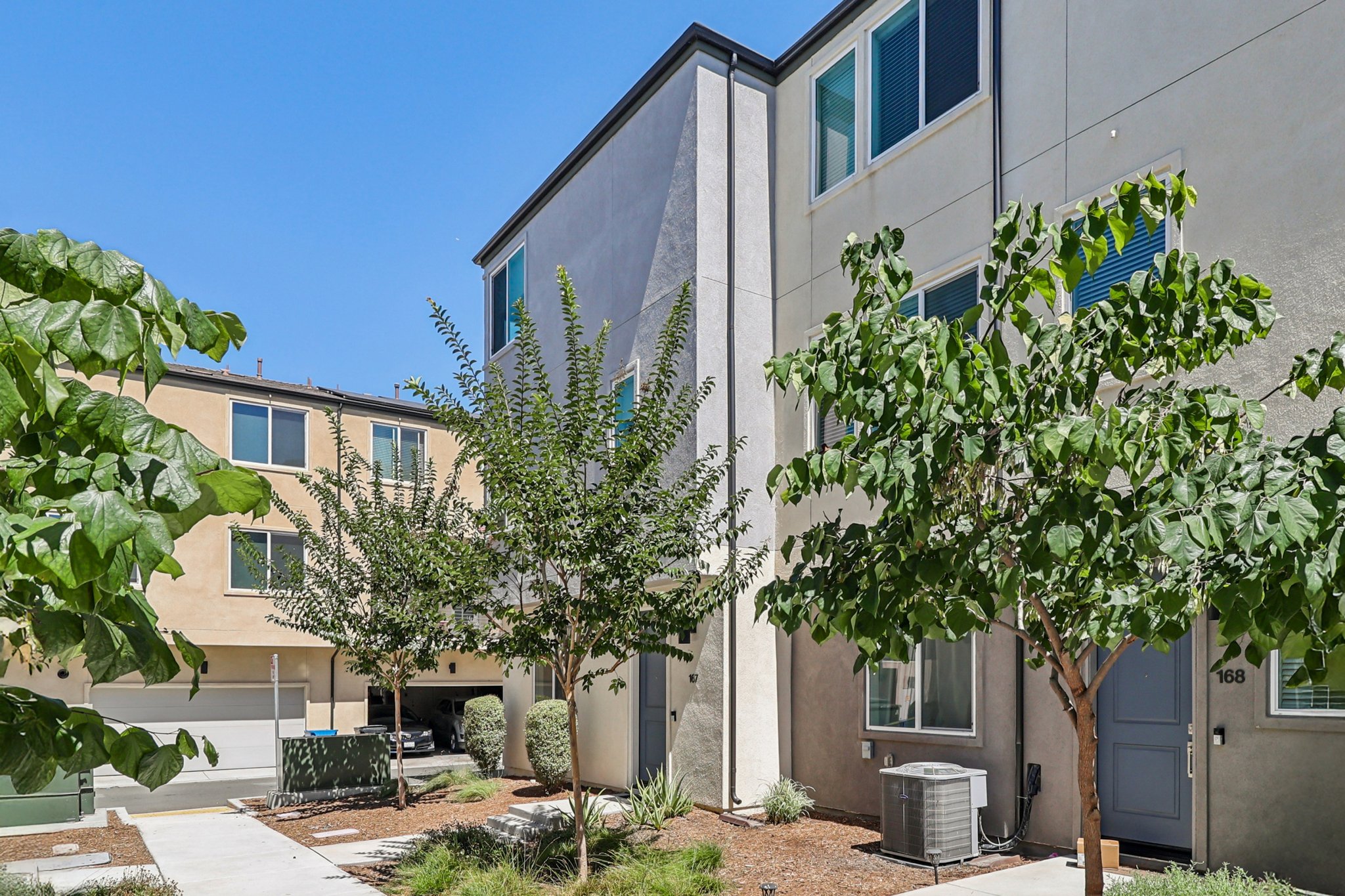Beachfront Cove 167-S1009-002.jpg