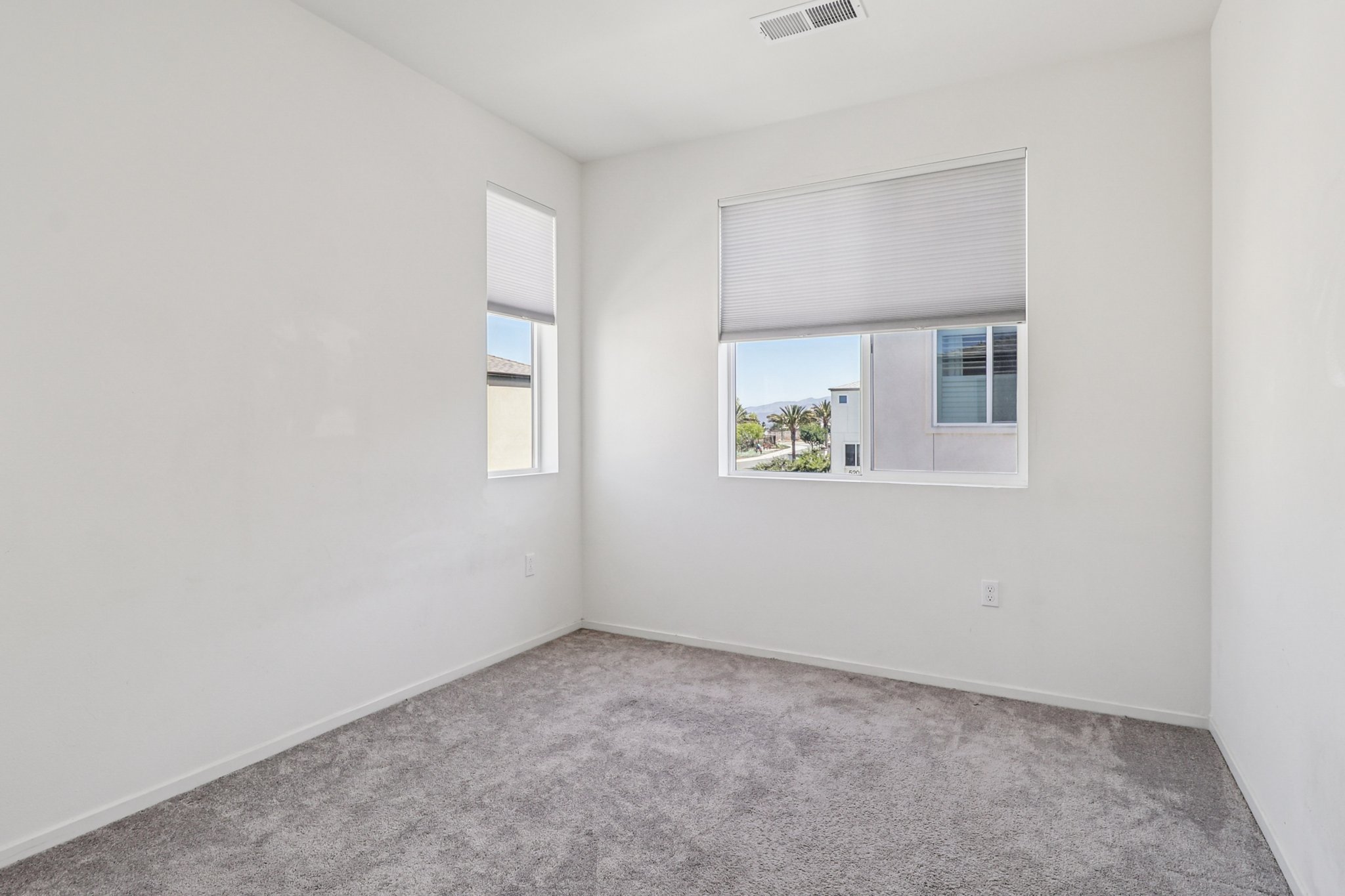Beachfront Cove 167-S1009-023.jpg