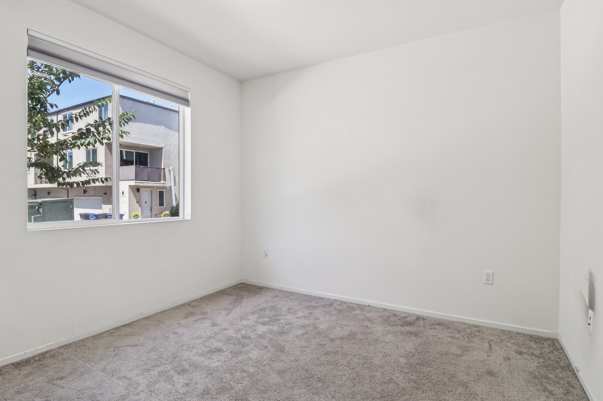 Beachfront Cove 167-S1009-026.jpg