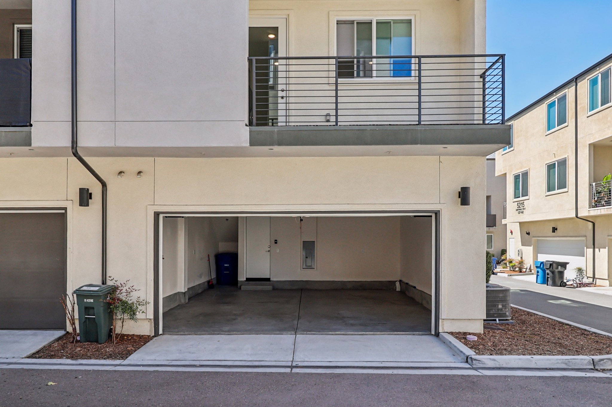Beachfront Cove 167-S1009-034.jpg