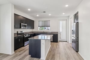 Beachfront Cove 167-S1009-007.jpg