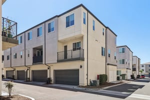 Beachfront Cove 167-S1009-033.jpg