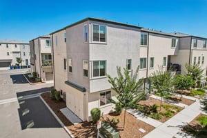 Beachfront Cove 167-S1009-036.jpg