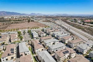 Beachfront Cove 167-S1009-046.jpg
