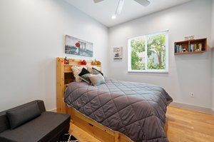  Photo 23
