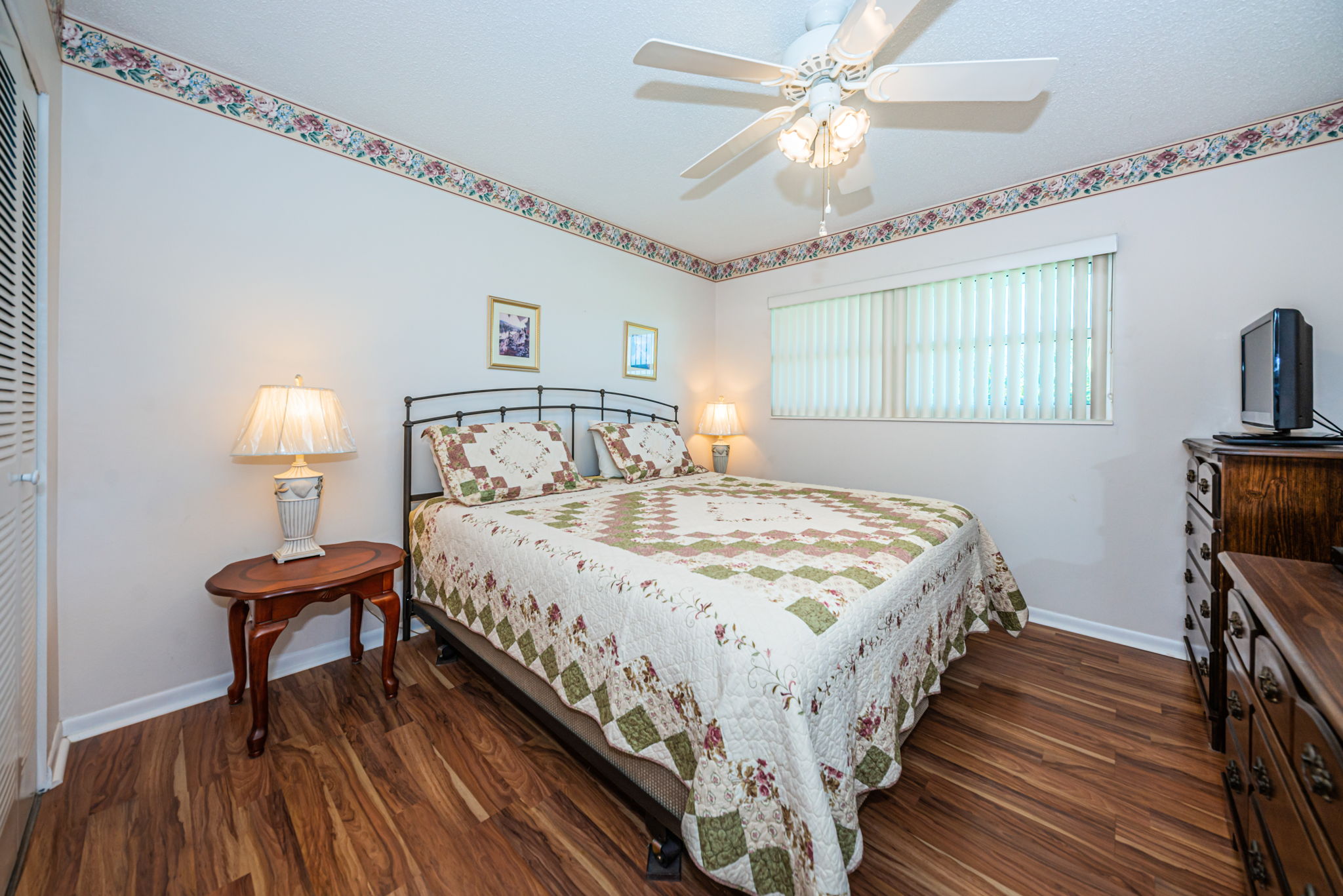 Bedroom2a