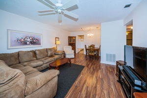 Living Room4-2