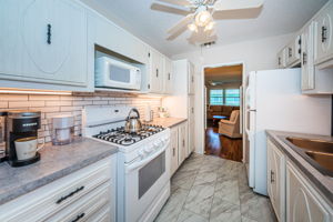 Kitchen1-3