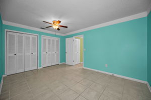 Primary Bedroom1c