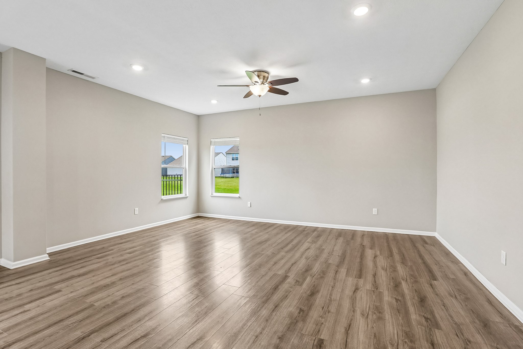Buckthorn Ln-S0906-022.jpg
