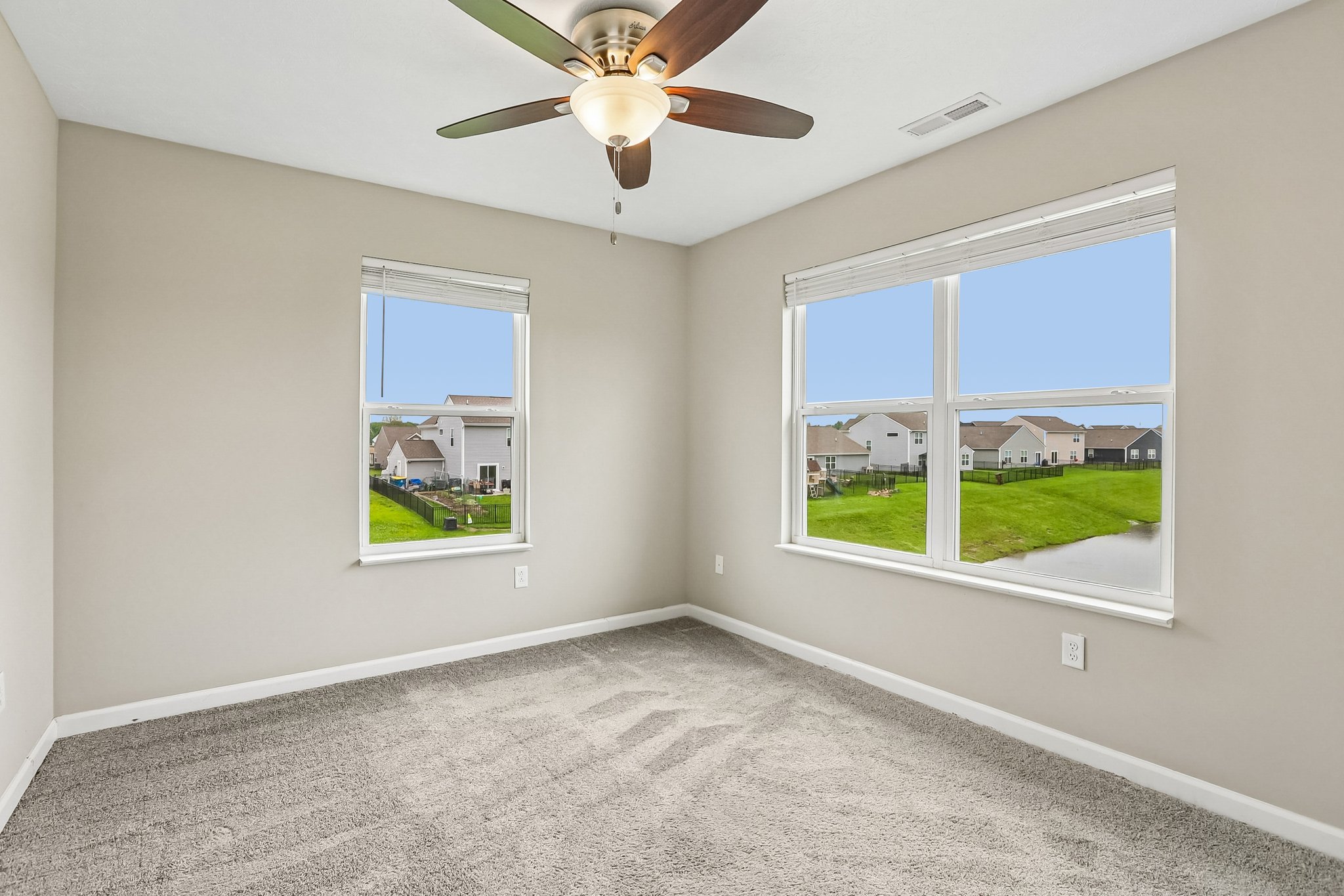 Buckthorn Ln-S0906-027.jpg