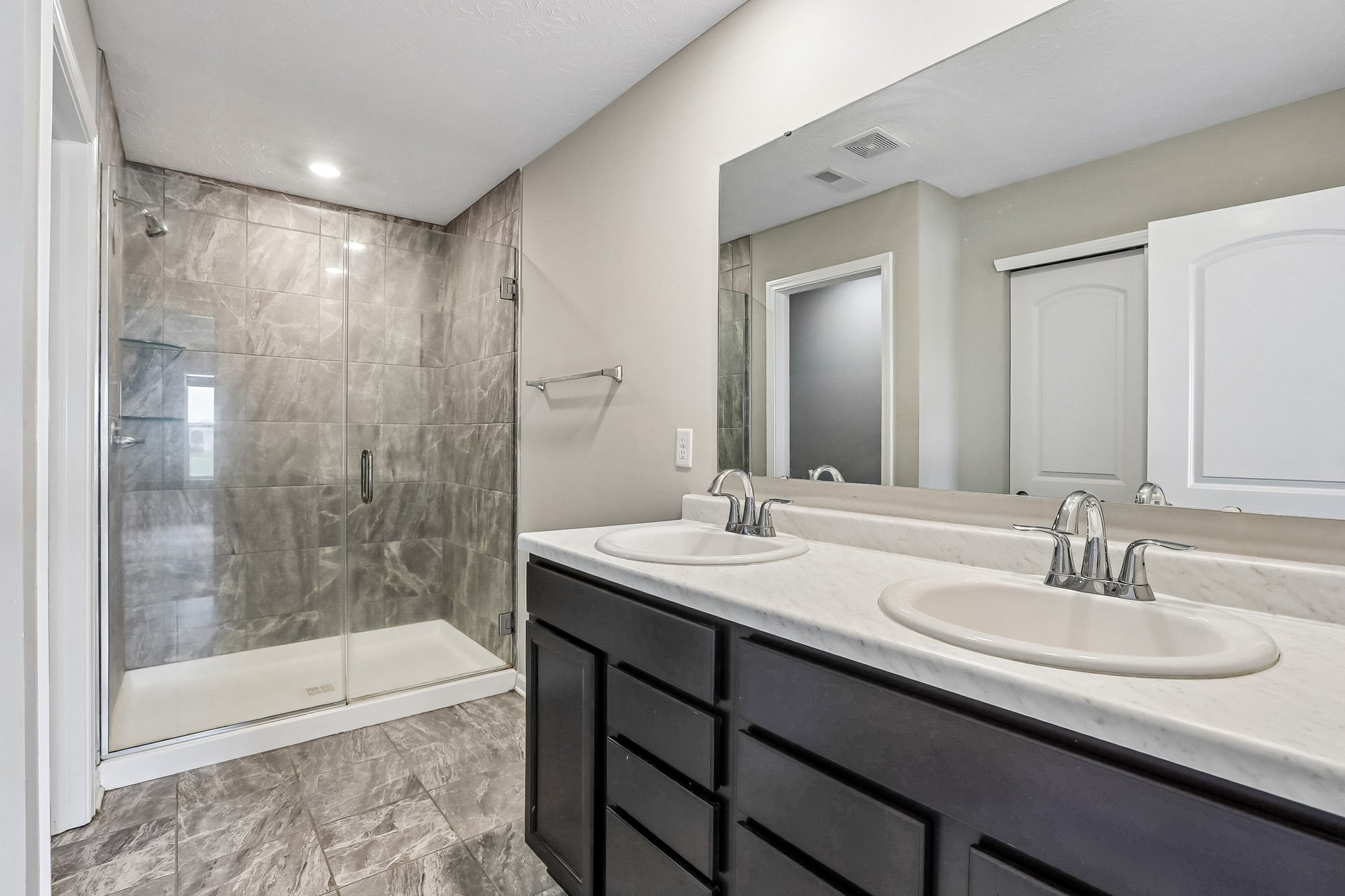 Buckthorn Ln-S0906-039.jpg