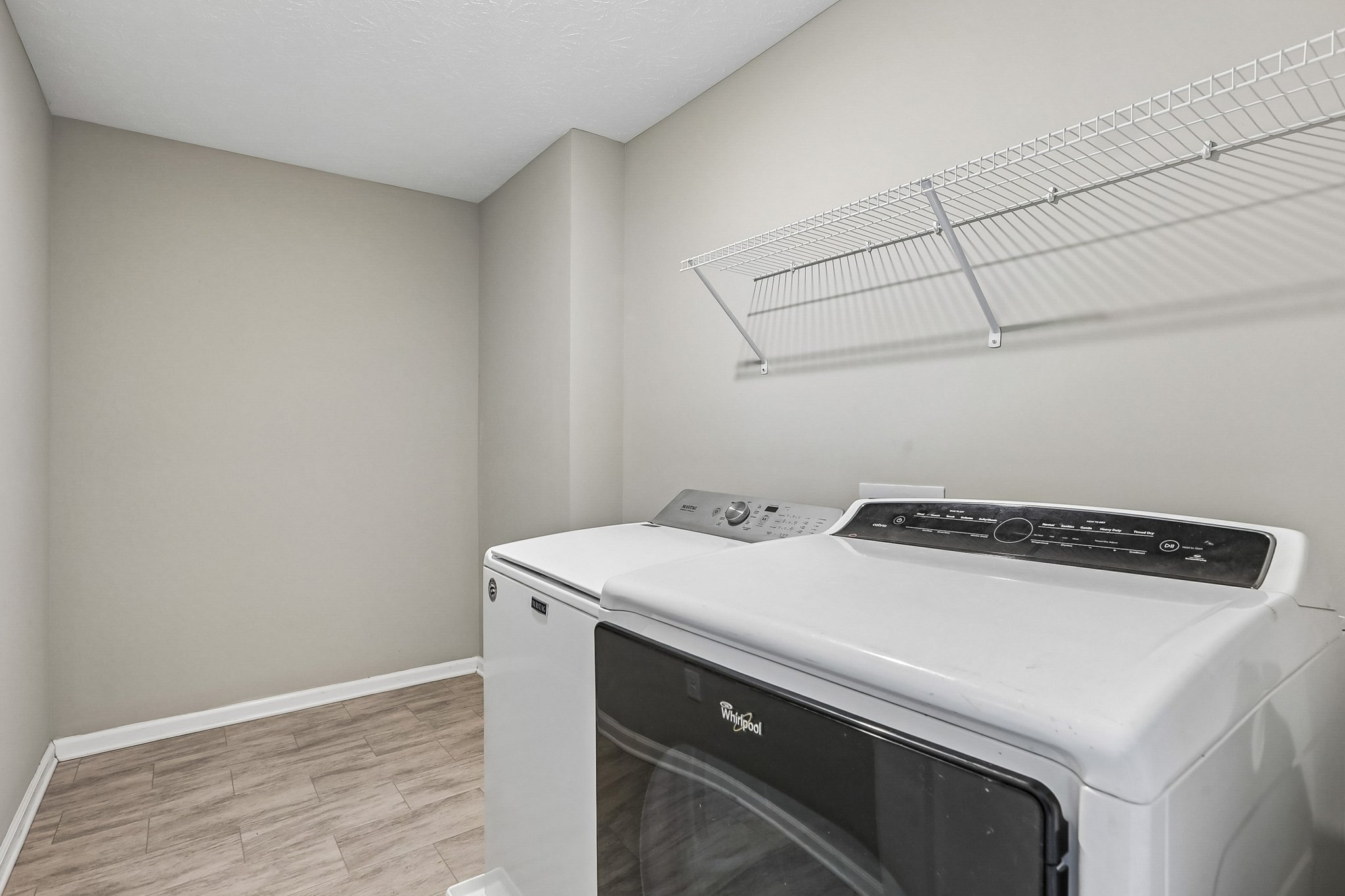 Buckthorn Ln-S0906-040.jpg