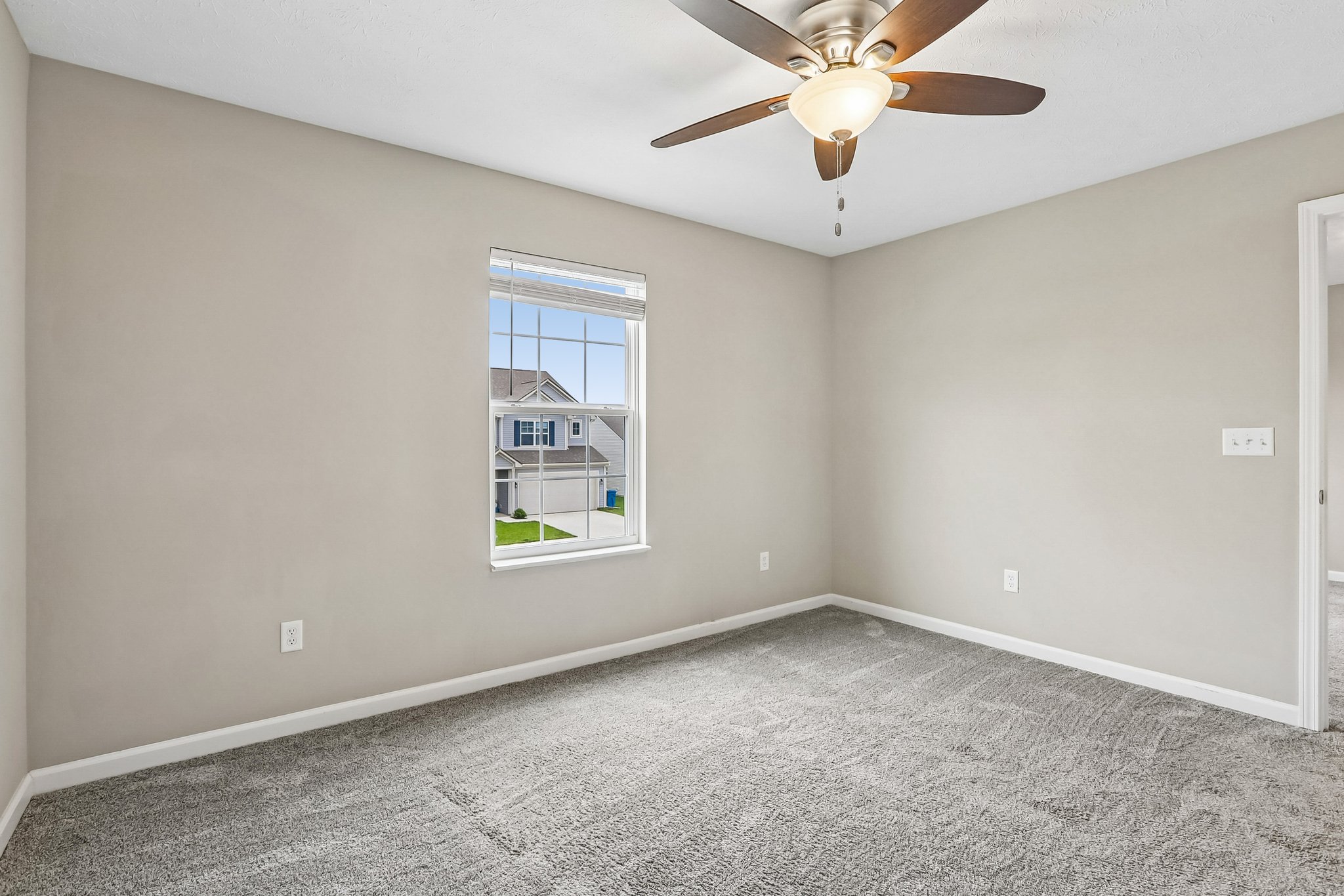 Buckthorn Ln-S0906-048.jpg