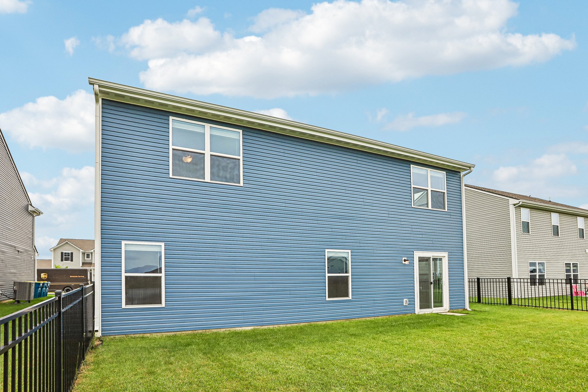 Buckthorn Ln-S0906-060.jpg