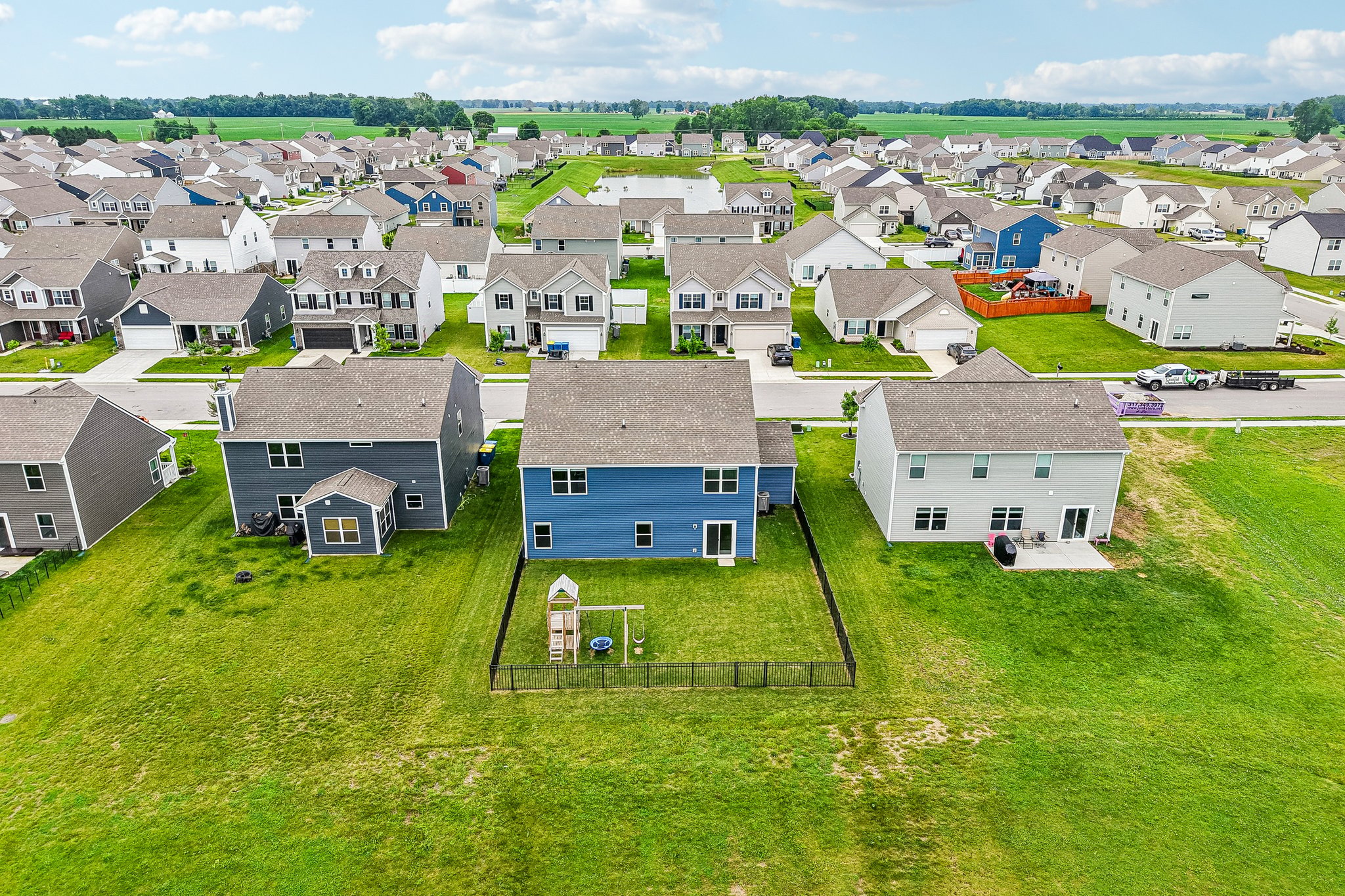 Buckthorn Ln-S0906-077.jpg