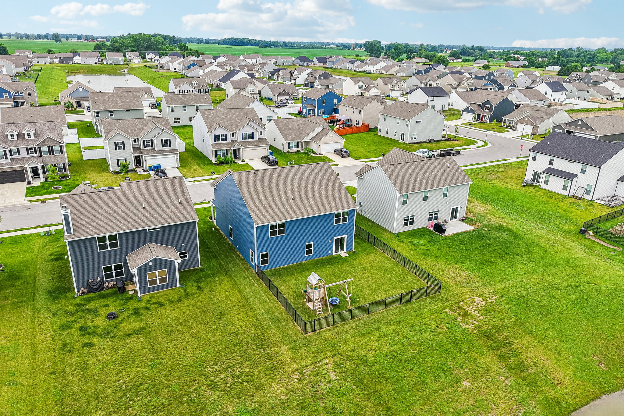 Buckthorn Ln-S0906-078.jpg