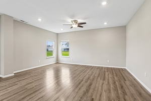 Buckthorn Ln-S0906-022.jpg