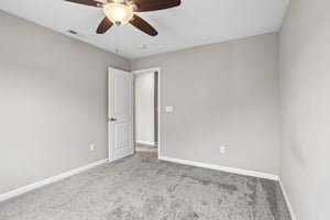 Buckthorn Ln-S0906-033.jpg
