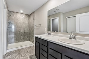 Buckthorn Ln-S0906-039.jpg