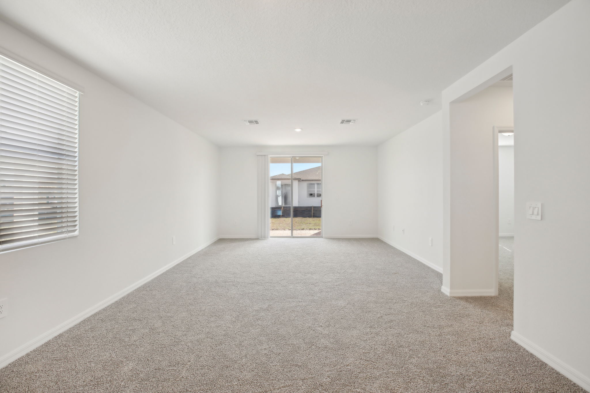 Orlando - Orlando Springs at Lake Alfred - 527 Kennedy Drive, Lake Alfred, FL 33850 - 005