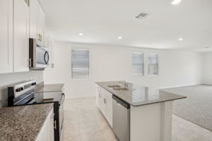 Orlando - Orlando Springs at Lake Alfred - 527 Kennedy Drive, Lake Alfred, FL 33850 - 015