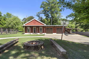  Photo 41