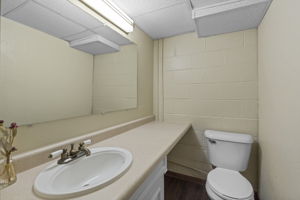  Photo 33