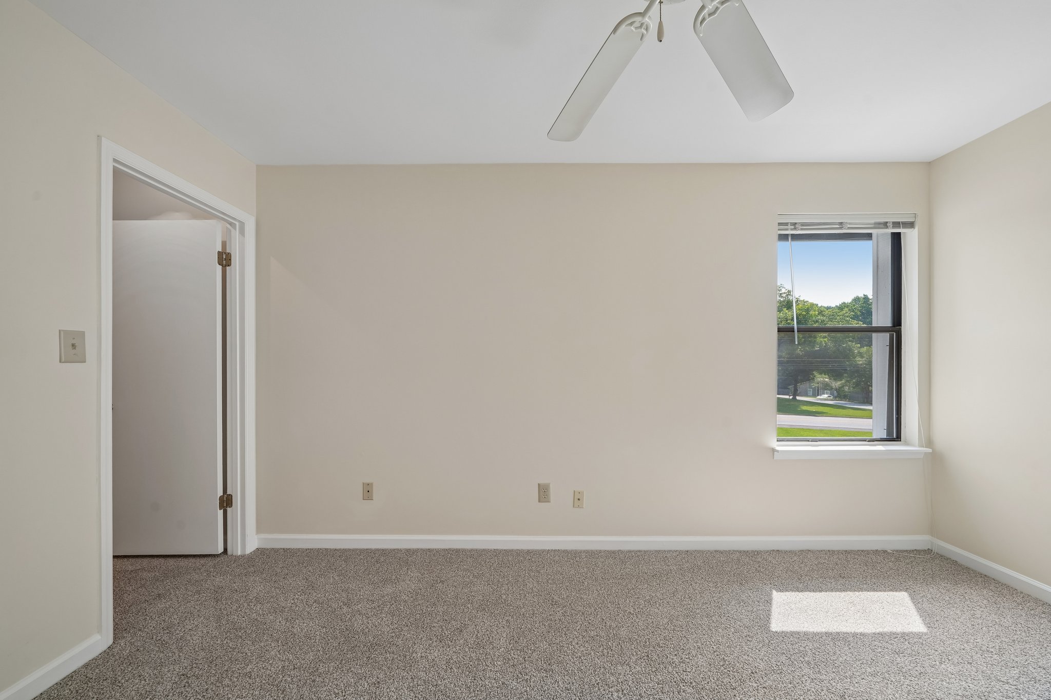 Paden Dr-S0407-015.jpg