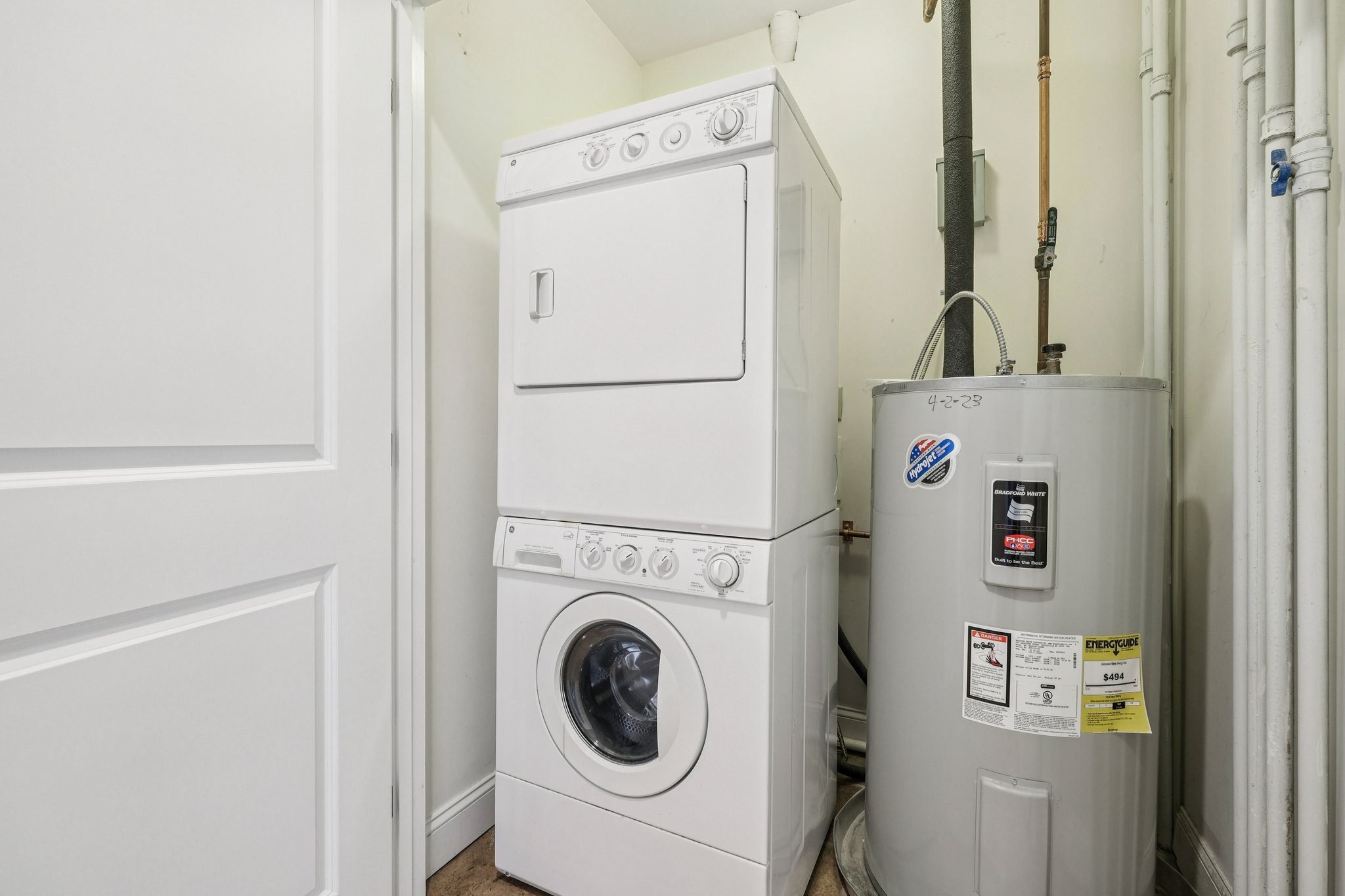 Pawtucket Blvd 207-S1211-020.jpg