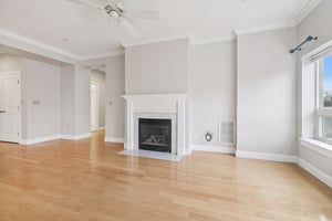 Pawtucket Blvd 207-S1211-009.jpg