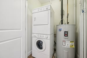 Pawtucket Blvd 207-S1211-020.jpg