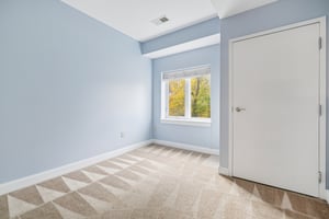 Pawtucket Blvd 207-S1211-021.jpg