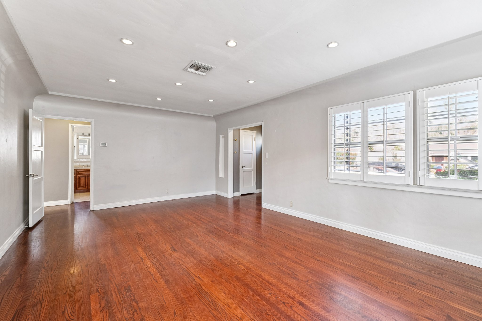 S Orchard Dr-S2710-007.jpg