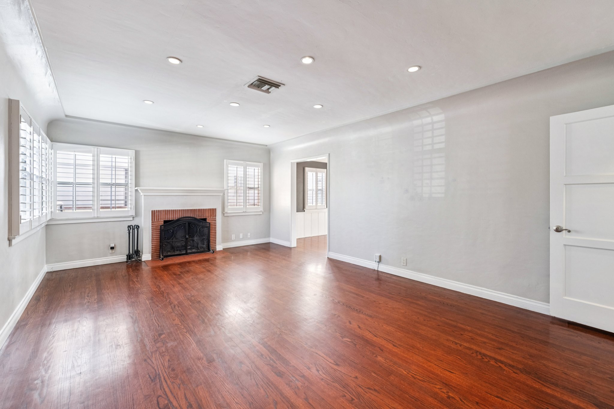 S Orchard Dr-S2710-008.jpg