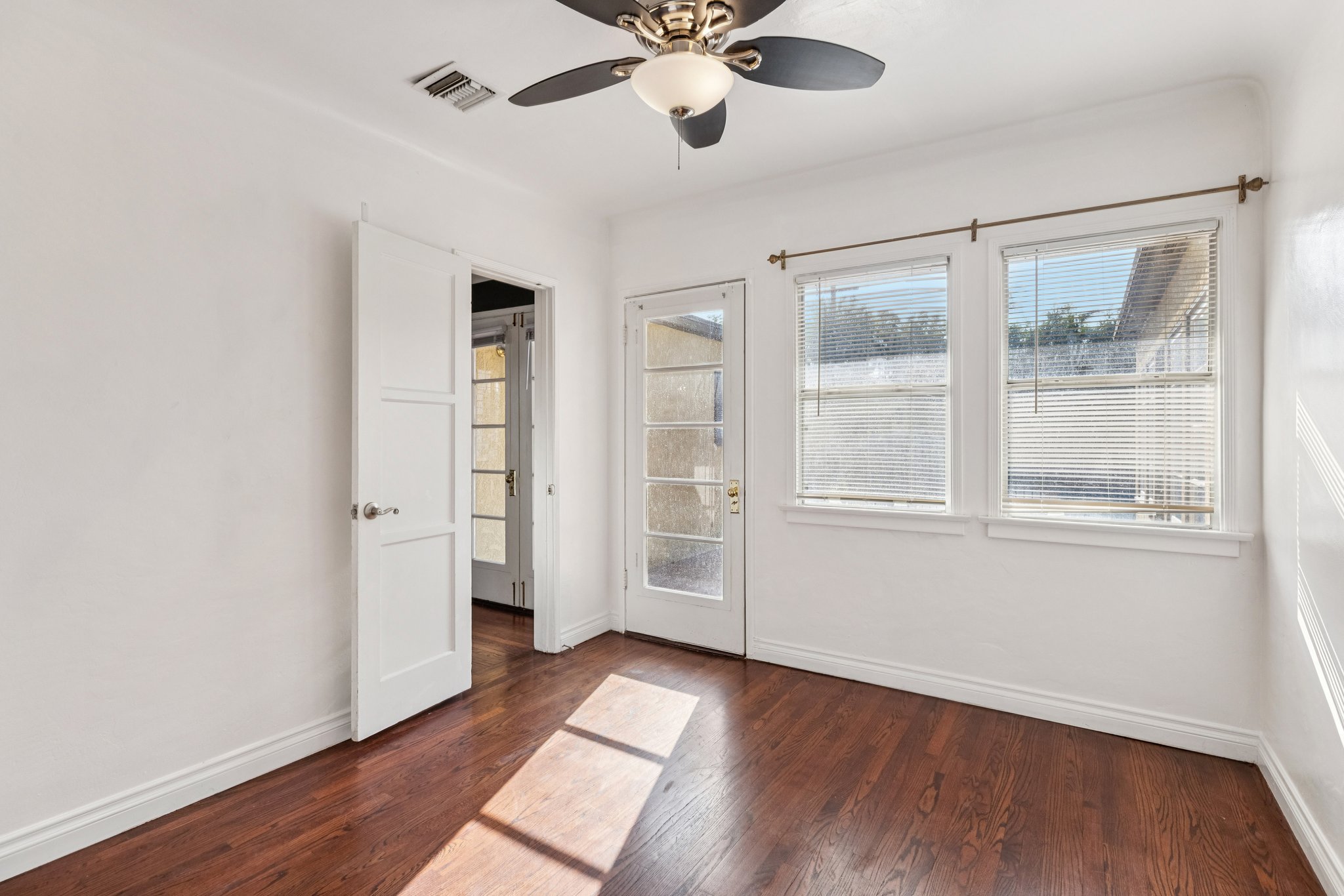 S Orchard Dr-S2710-032.jpg