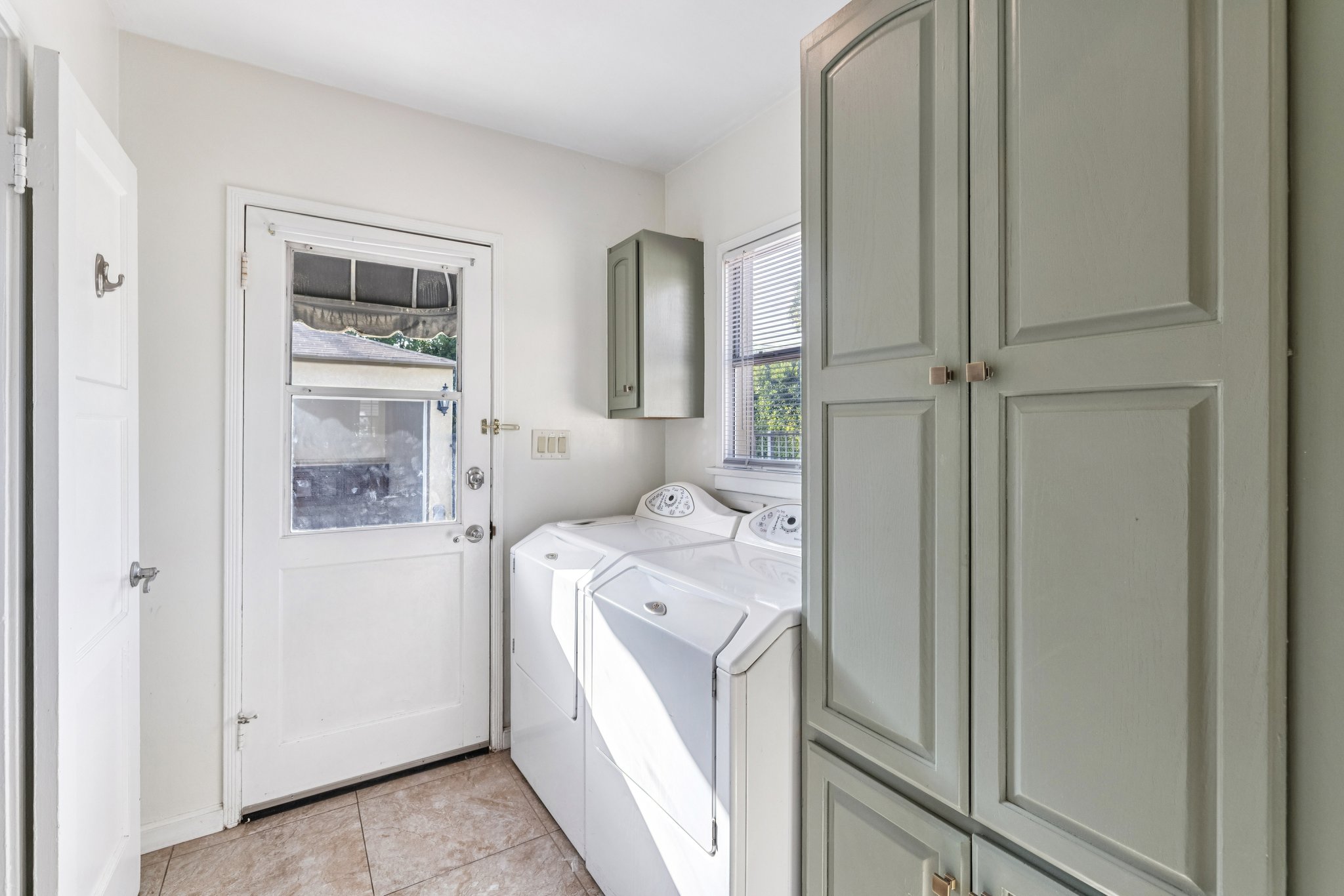 S Orchard Dr-S2710-036.jpg