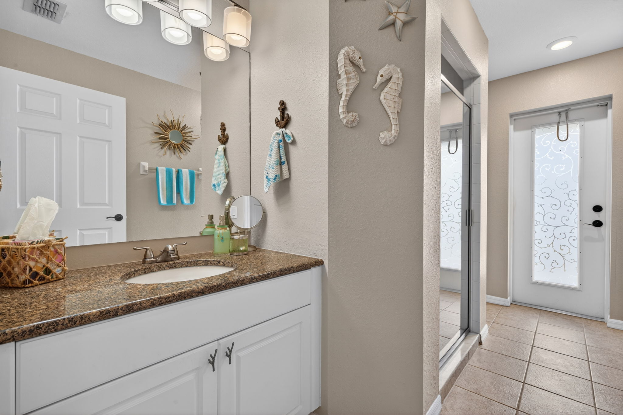 Guest Bathroom 2 of 2