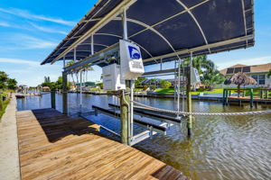 Dock 2 of 2
