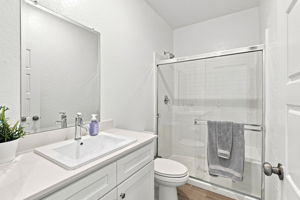  Photo 49