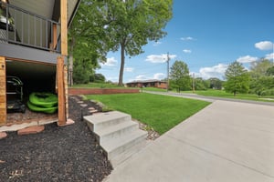 527 W Lake Dr-2005-045.jpg