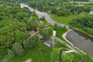 527 W Lake Dr-2005-062.jpg