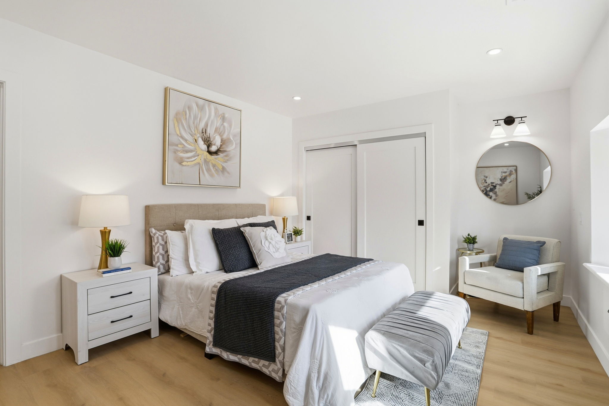 020_F8_5271 Summit Ave