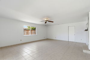 014_F8_5273 Amelia Dr