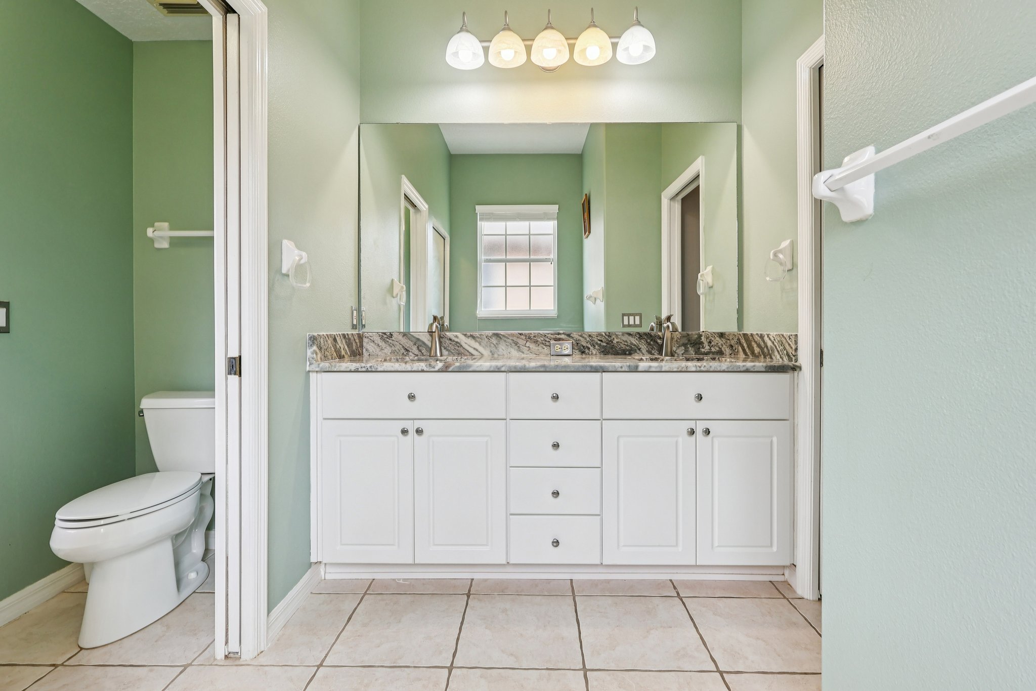 Indian Ocean Loop-S1902-023.jpg