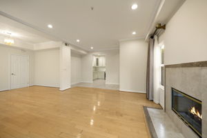  Photo 37