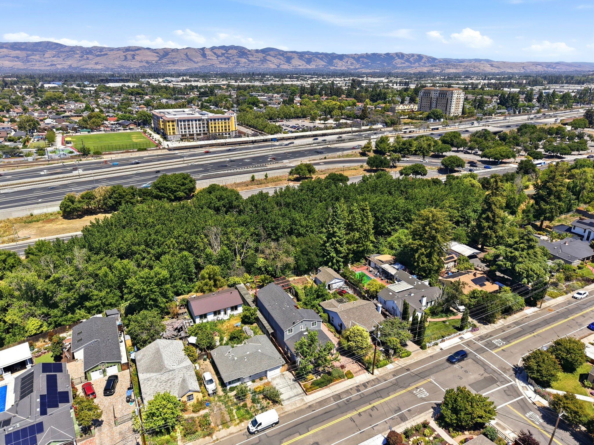 009_F8_AERIAL_528 Minnesota Ave