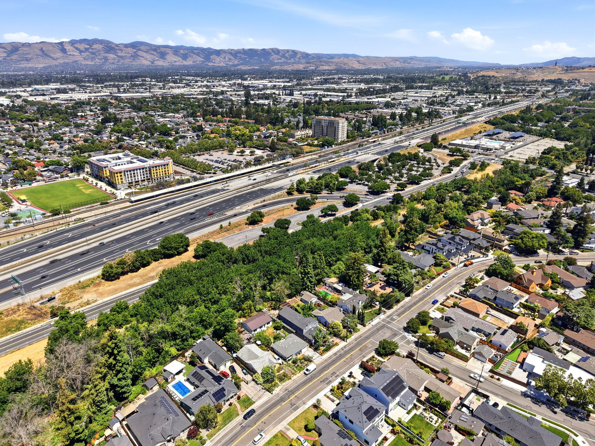 013_F8_AERIAL_528 Minnesota Ave