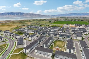 S 950-S0405-048.jpg