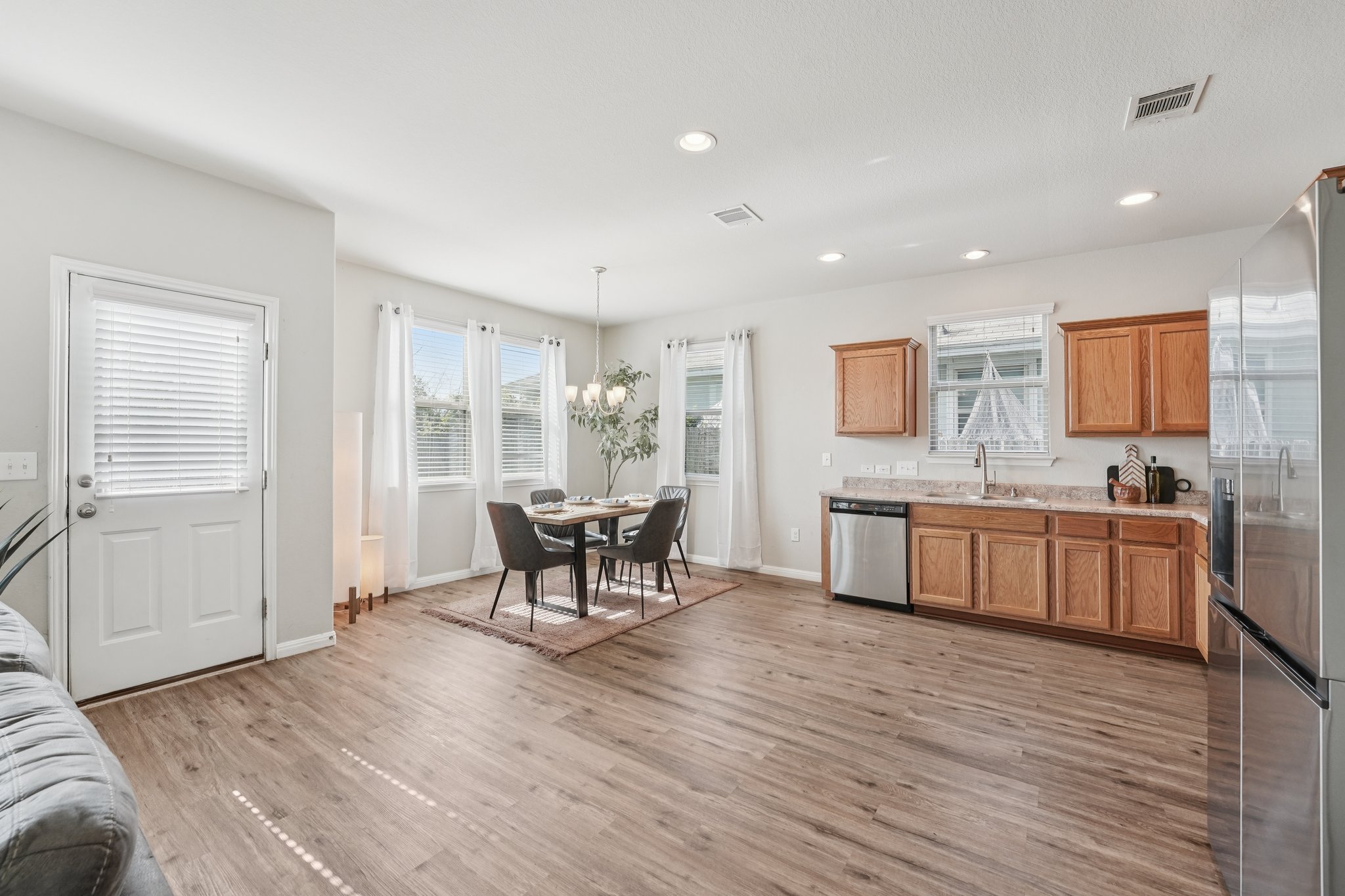 Twisted Oaks Ln-S1107-012.jpg